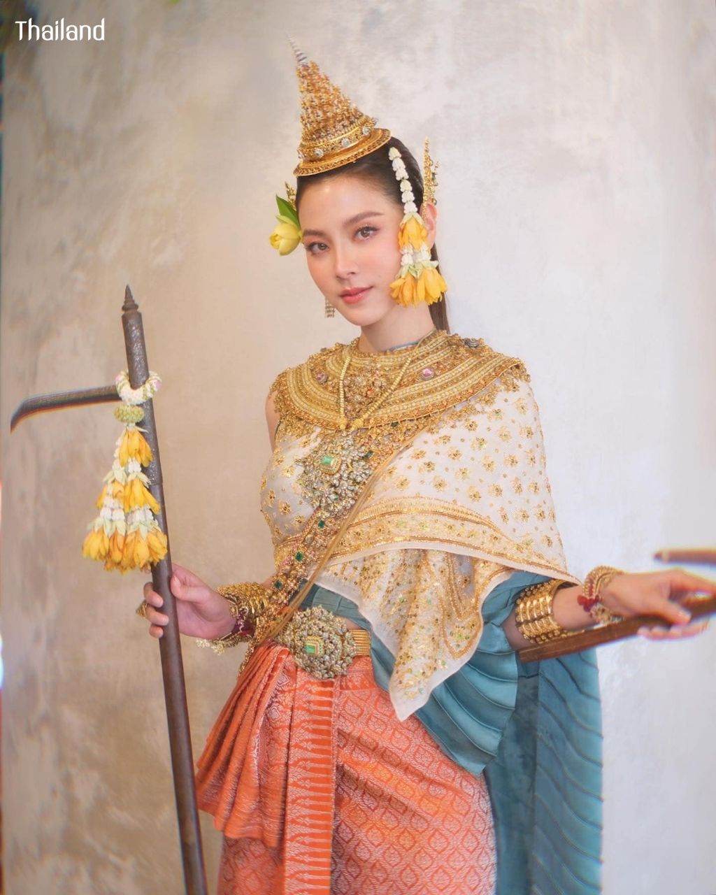 Nang Songkran 2022: Kirinee Devi or Kankinee Devi by "Baifern - Pimchanok" | THAILAND 🇹🇭