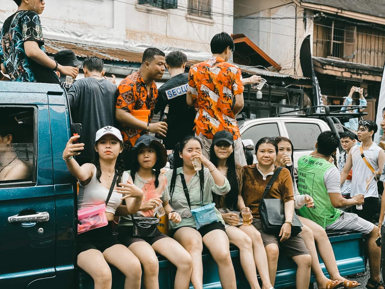Pi mai in Laos : ภาพบรรยากาศงานฉลองเดือน 5 หลวงพระบาง เมืองมรดกโลก 14/42022