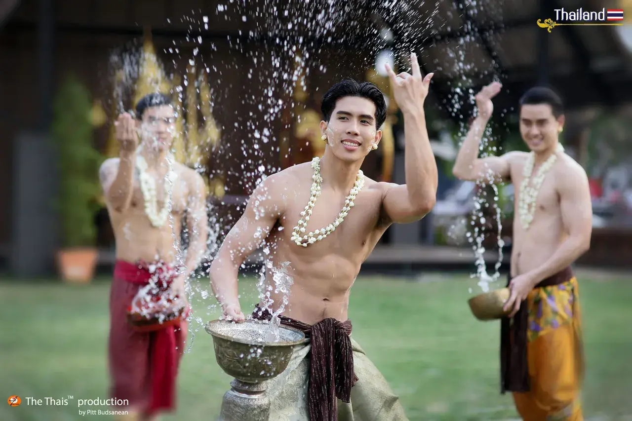 Pi Mai Muang: Lanna-style Songkran Festival | THAILAND 🇹🇭