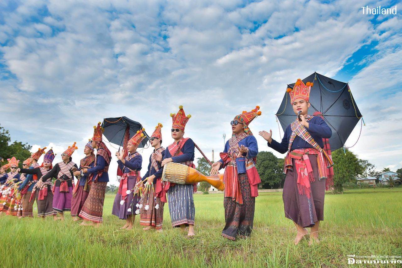 The Costume of Soeng Bung Fai in Rocket festival | THAILAND 🇹🇭