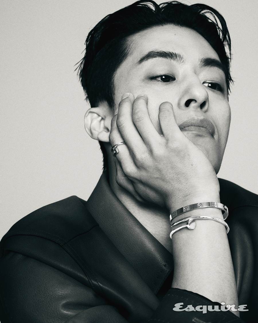 Koo Kyo Hwan @ Esquire Korea June 2022