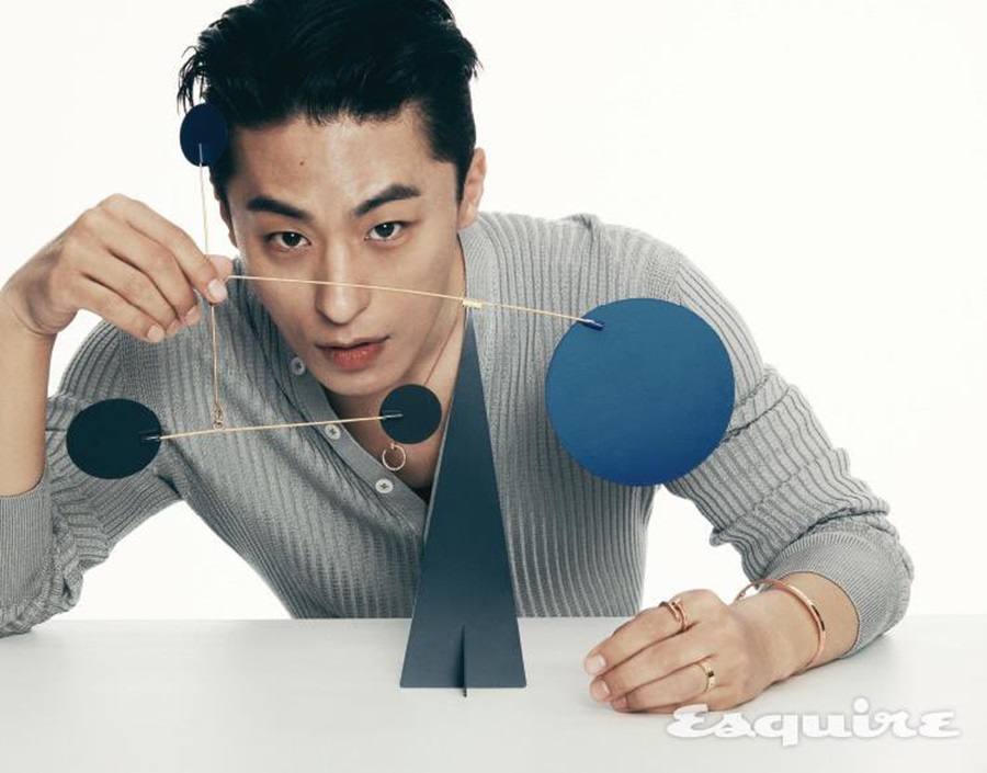 Koo Kyo Hwan @ Esquire Korea June 2022