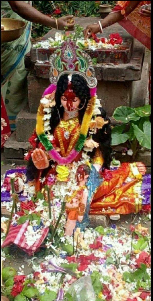 Goddess Shashthi Photo by fb. page berhampore pujor hullor, dekde thakur tumio 29 05 2021.