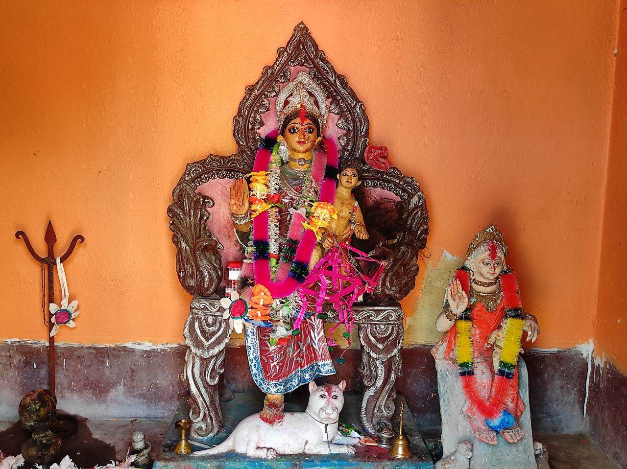 Goddess Shashthi -  Ghanteshwar Temple Khanakul, Hooghly district , West Bengal. , Photo by fb.page শক্তিপীঠ ও ভৈরব 22 02 2022.