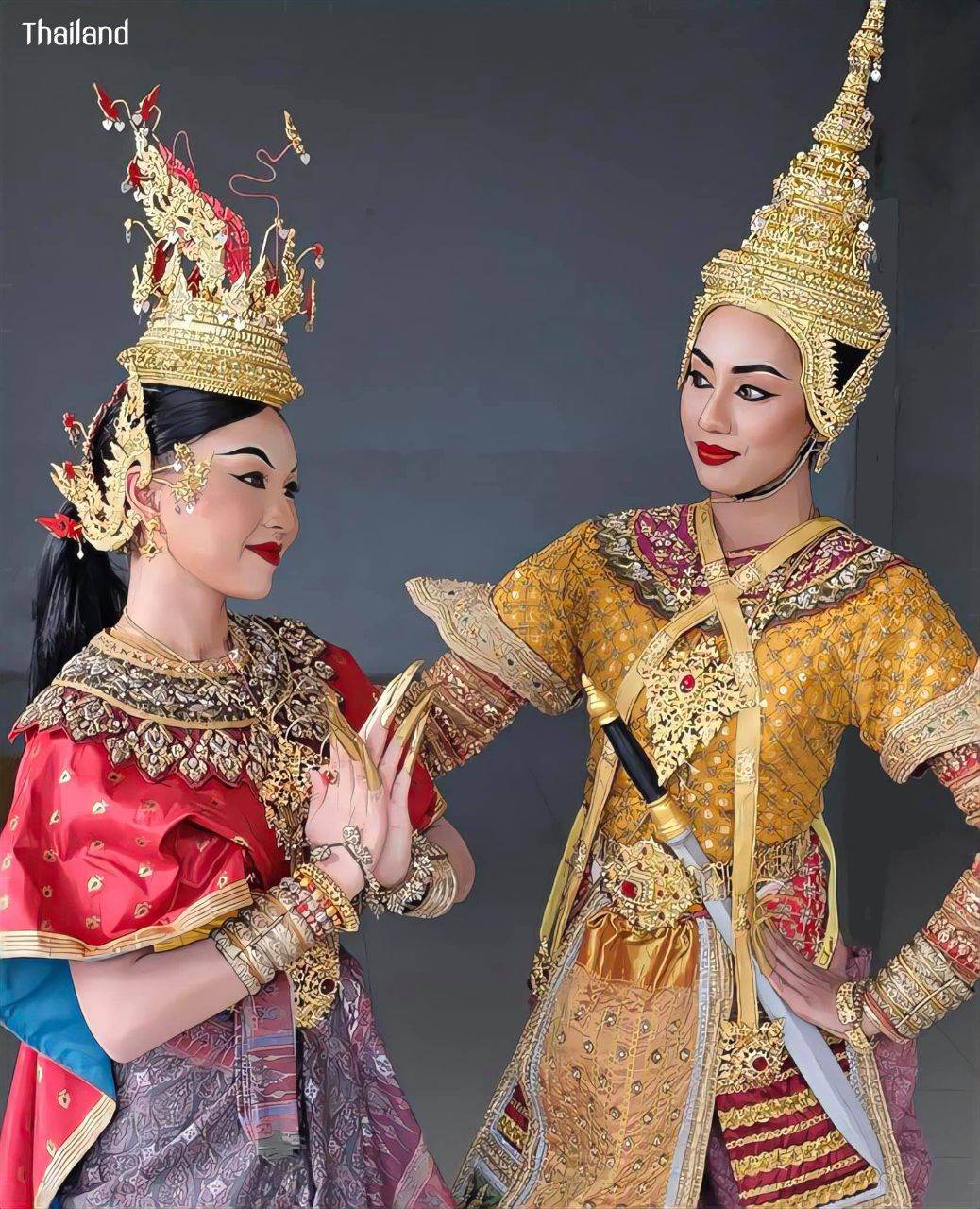 Thai Royal Dance "Phichit Lekha Umsom" | THAILAND 🇹🇭