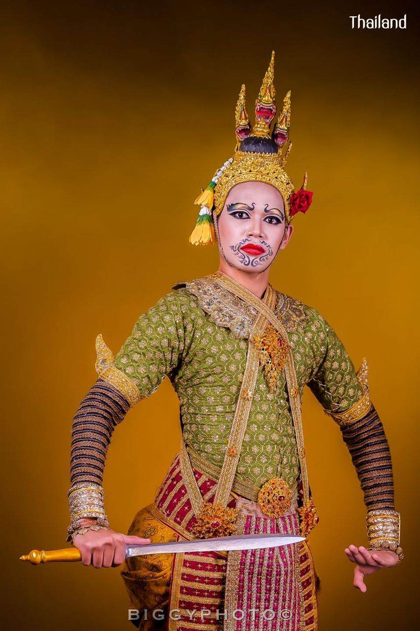 "Khon - Phra Phirun Utokraj" Thai Masked Dance Drama | THAILAND 🇹🇭