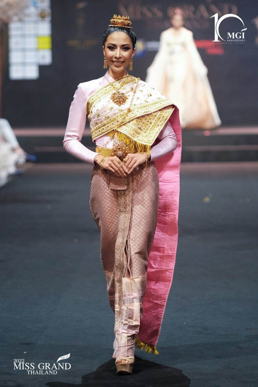 Thai Siwalai Dress, Thai National Costume | THAILAND 🇹🇭