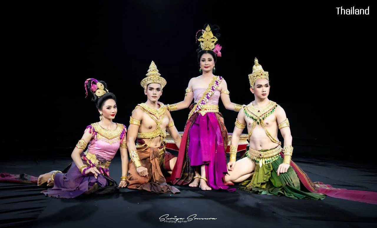 THAILAND 🇹🇭 |  Creative Classical Thai Dance 23 "วิจิตรนฤตยามนตราวนัมรุง"