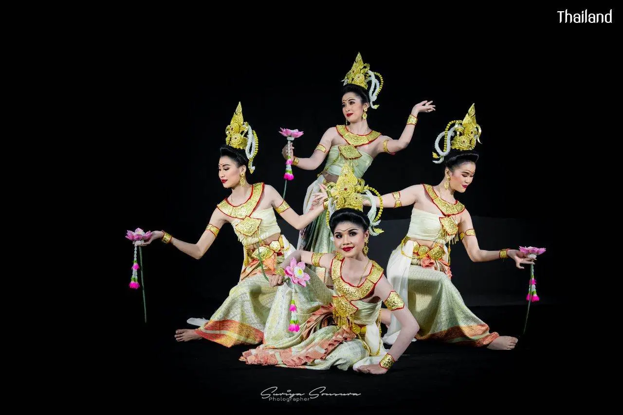 THAILAND 🇹🇭 |  Creative Classical Thai Dance 23 "วิจิตรนฤตยามนตราวนัมรุง"