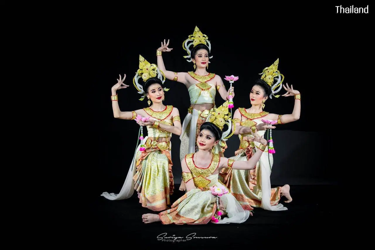 THAILAND 🇹🇭 |  Creative Classical Thai Dance 23 "วิจิตรนฤตยามนตราวนัมรุง"