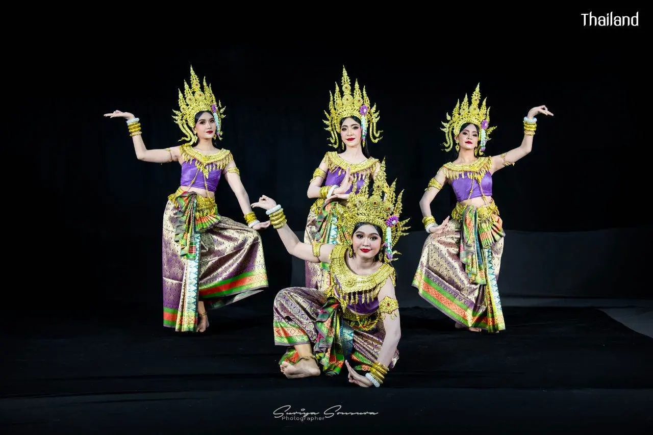 THAILAND 🇹🇭 |  Creative Classical Thai Dance 23 "วิจิตรนฤตยามนตราวนัมรุง"