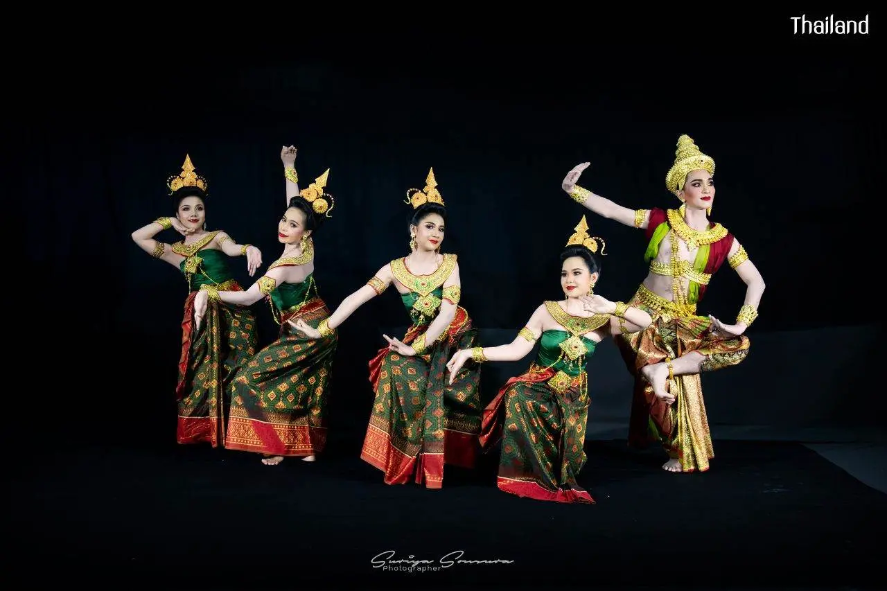 THAILAND 🇹🇭 |  Creative Classical Thai Dance 23 "วิจิตรนฤตยามนตราวนัมรุง"