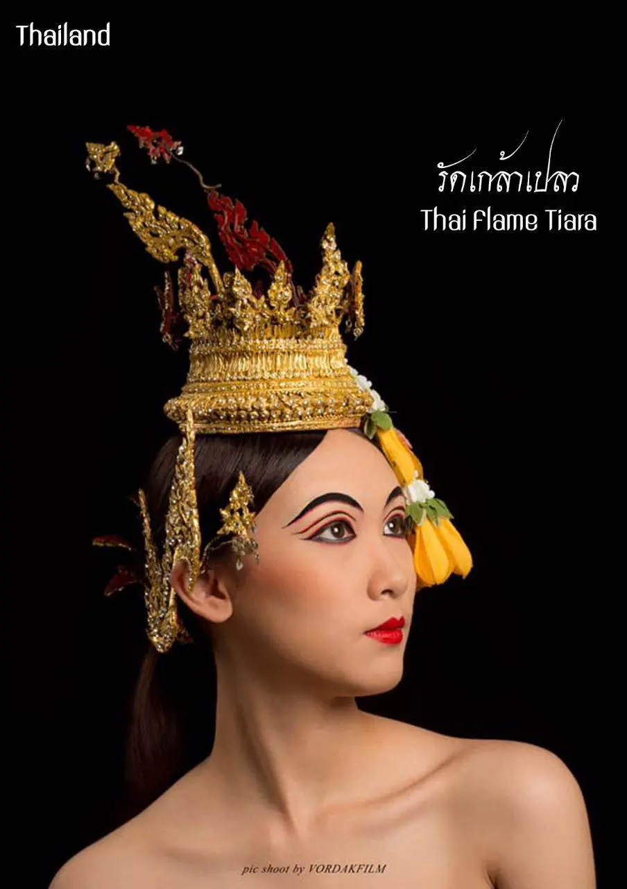 "รัดเกล้าเปลว: Thai Flame Tiara"
