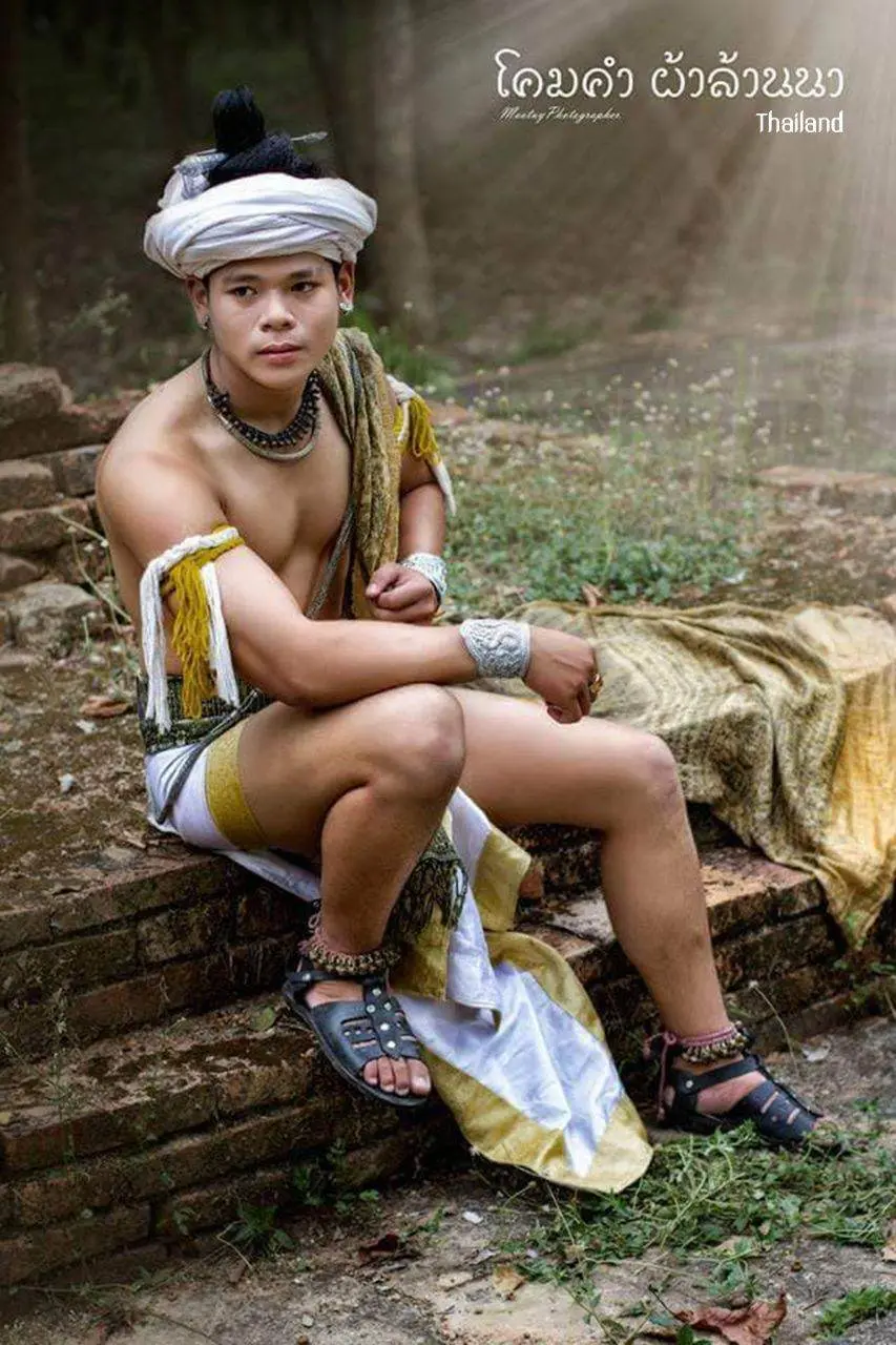 Lanna guy in traditional costume | THAILAND 🇹🇭