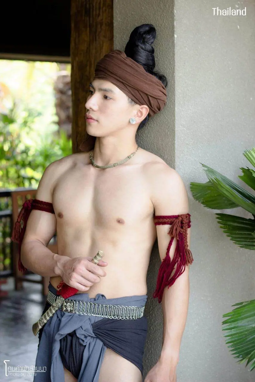 Lanna guy in traditional costume | THAILAND 🇹🇭