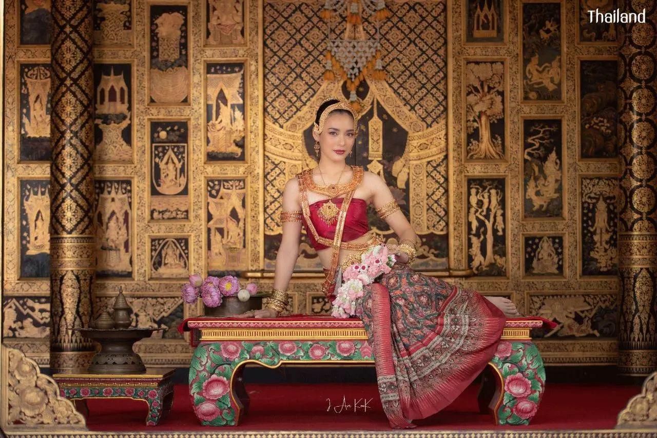 Thai royal dress in Ayutthaya kingdom | THAILAND 🇹🇭