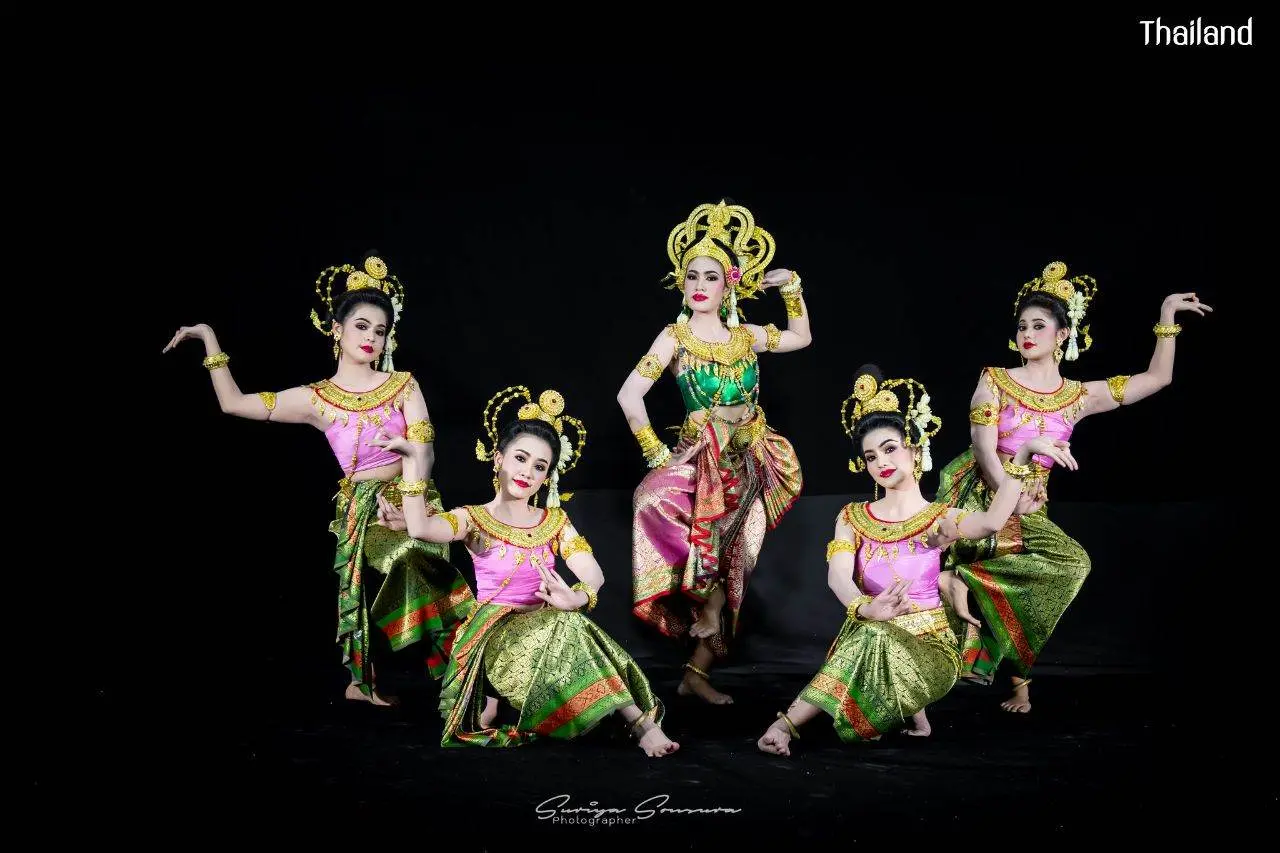 THAILAND 🇹🇭 | Creative Classical Thai Dance 23 "วิจิตรนฤตยามนตราวนัมรุง"