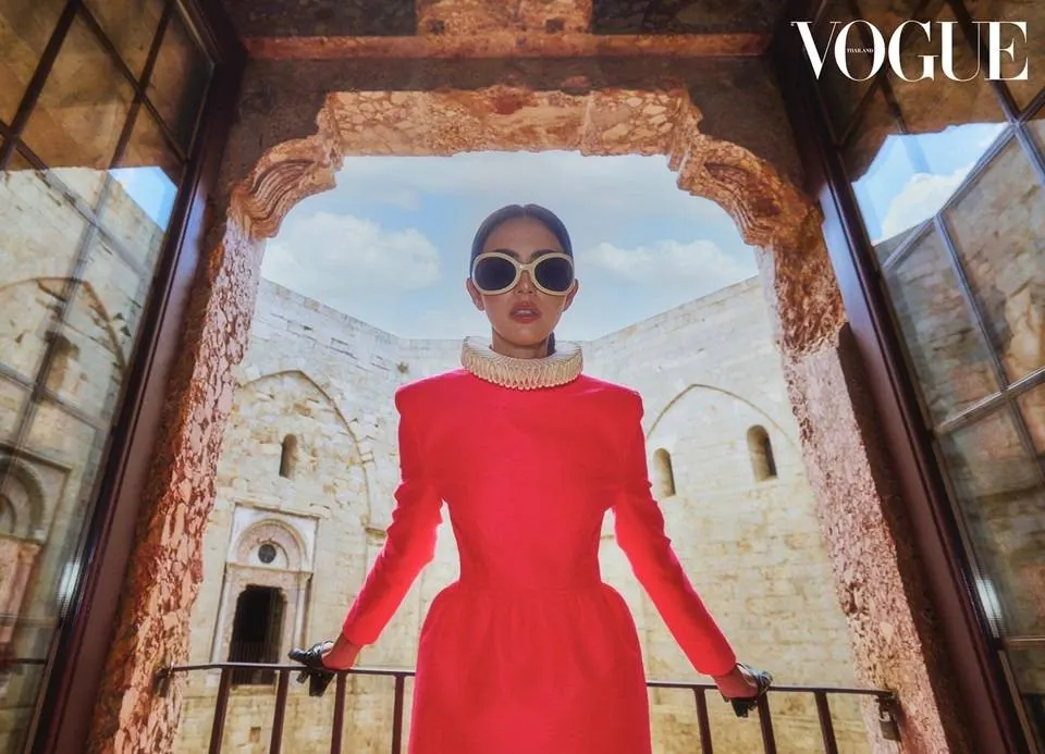 ใหม่-ดาวิกา @ VOGUE Thailand October 2022