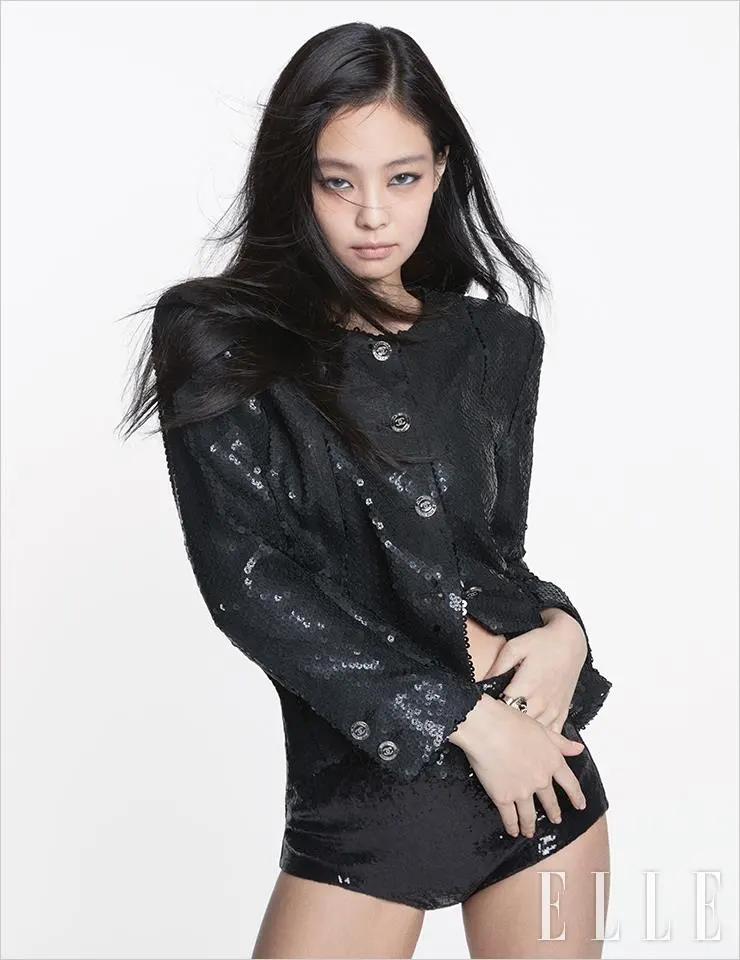 (BLACKPINK) Jennie @ ELLE Korea November 2022