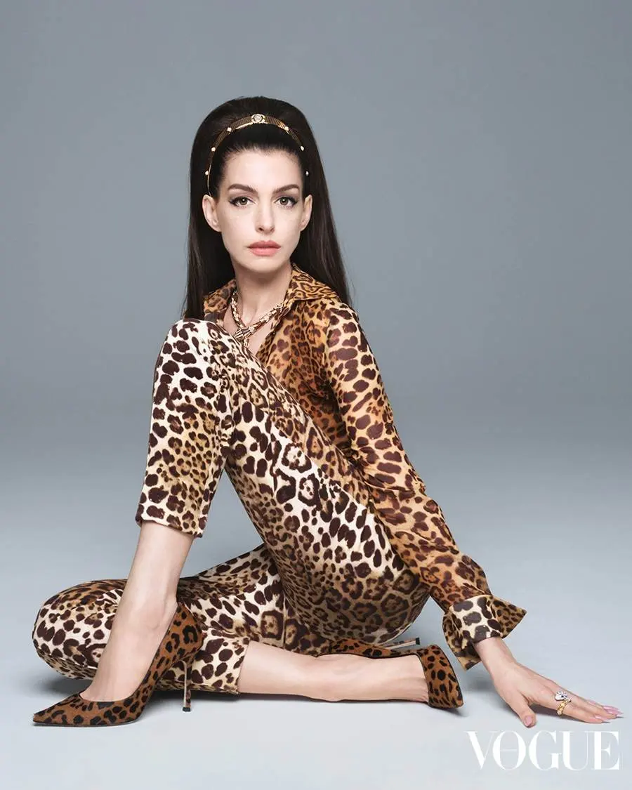 Anne Hathaway @ VOGUE HK November 2022