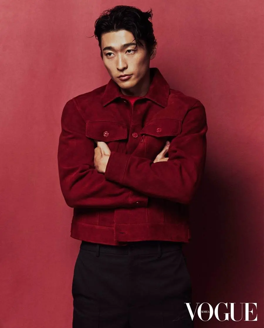 Gue Sung Cho @ VOGUE Korea January 2023