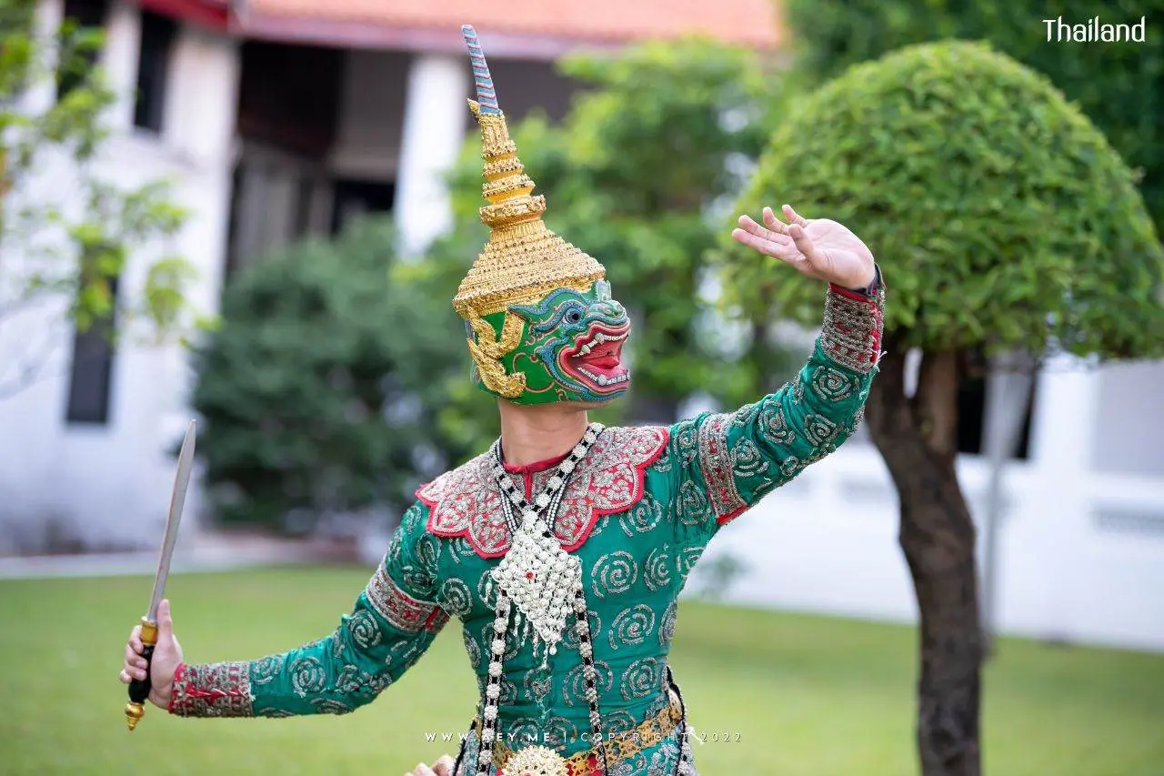 THAILAND 🇹🇭 | Khon masked dance drama