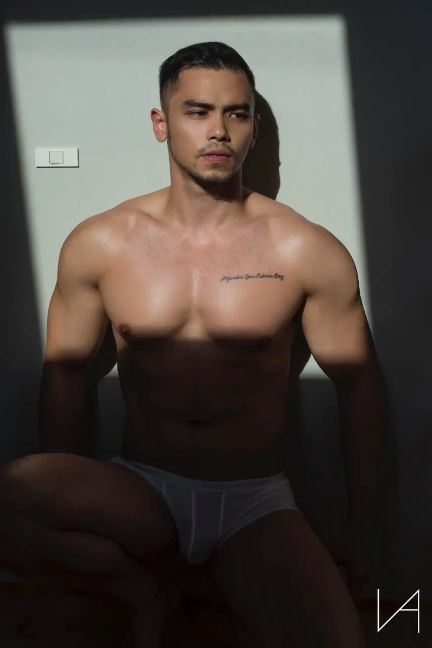 Sexy Guy Model