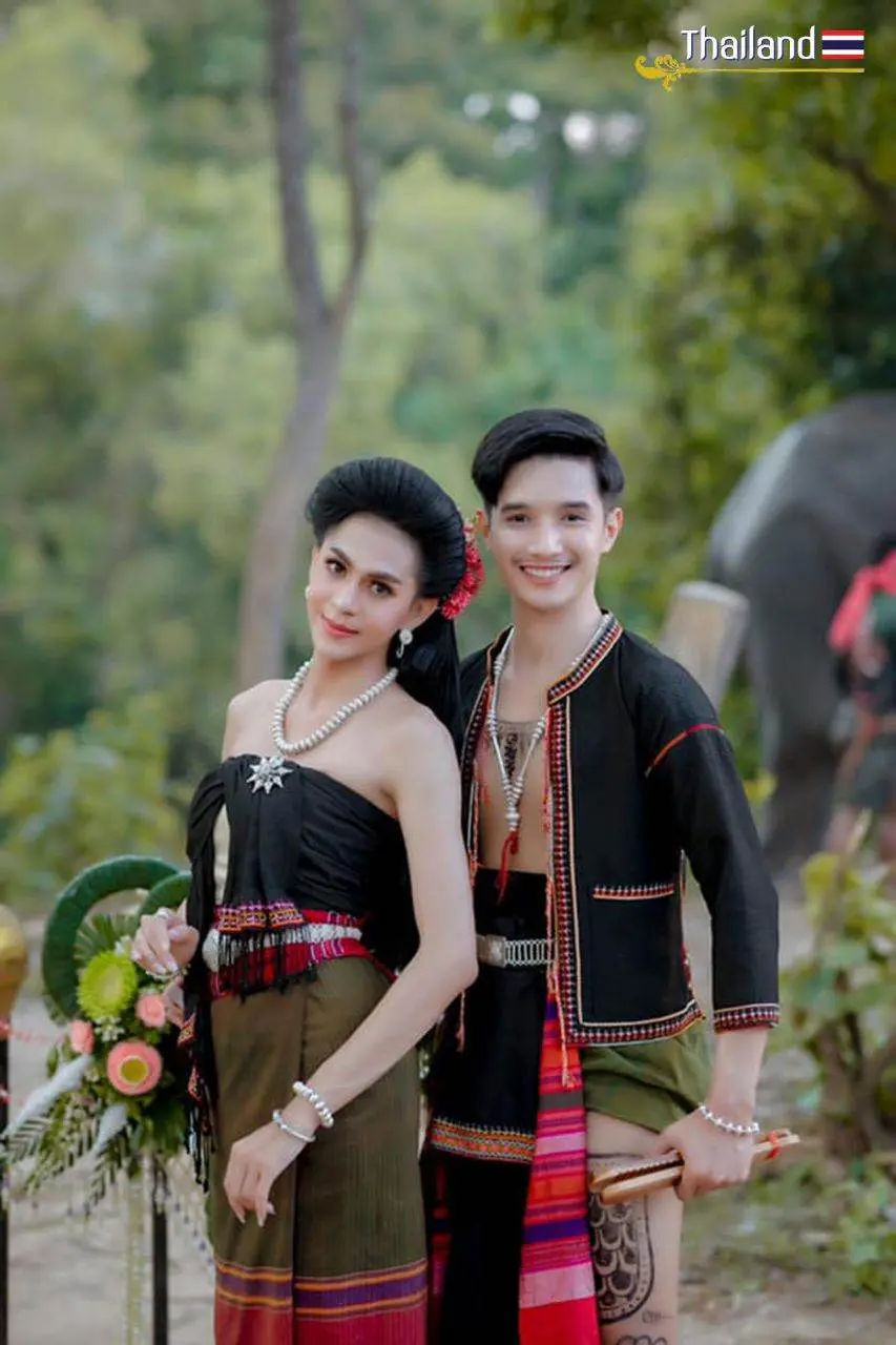 THAILAND 🇹🇭 | "Nang Hai" & "Mak-Kub-Kab" Isan traditional dance