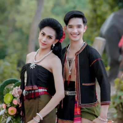 THAILAND 🇹🇭 |  Nang Hai  &  Mak-Kub-Kab  Isan traditional dance