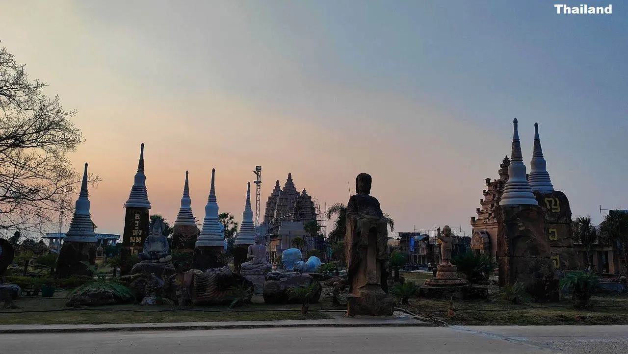 Wat Phu Maan Fah: the buddhist temple in Buriram | THAILAND 🇹🇭
