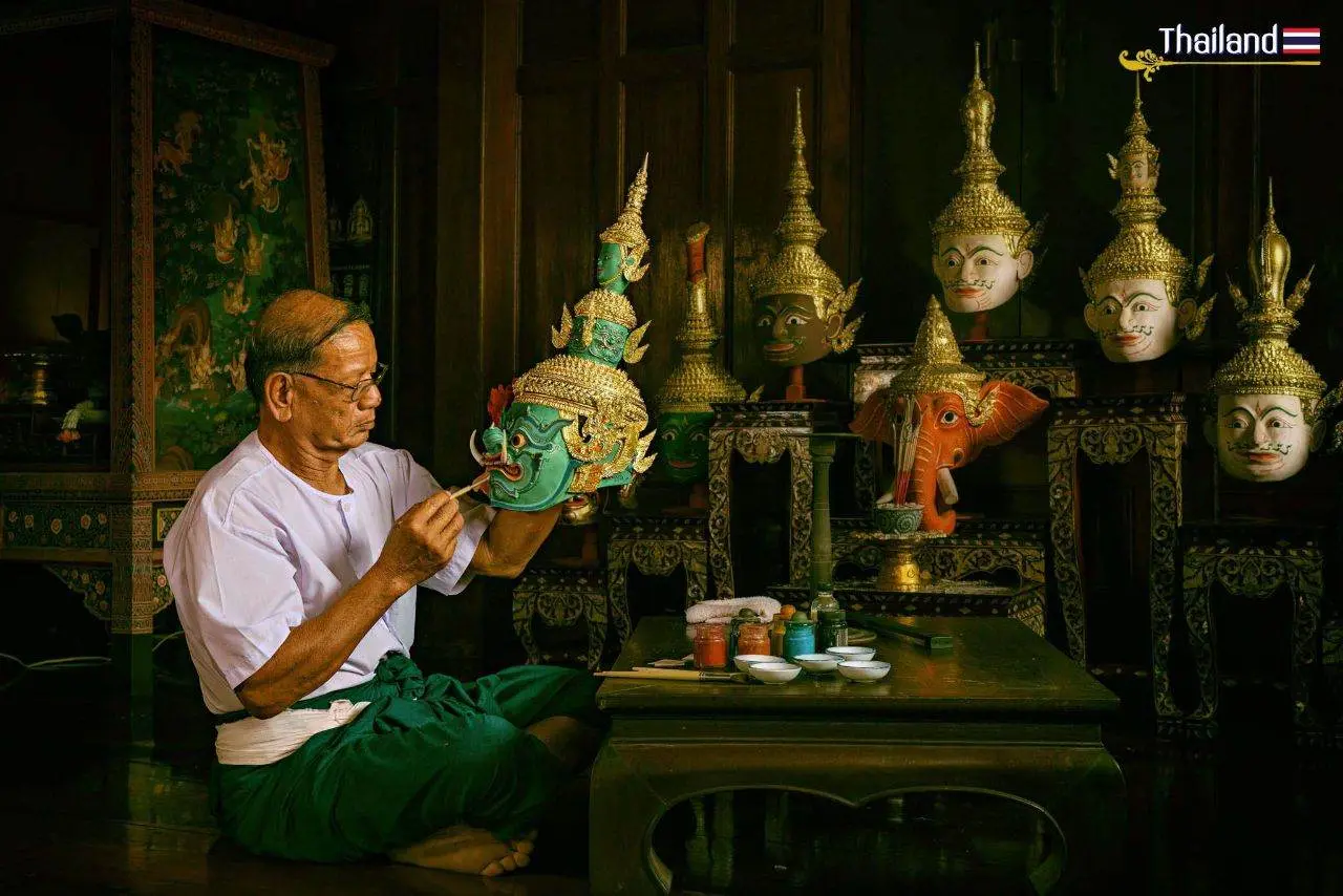THAILAND 🇹🇭 | THAI KHON MASK