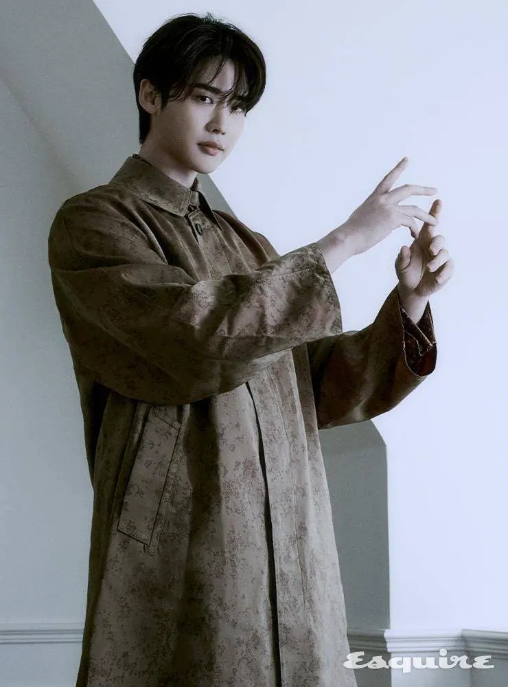 Lee Jong Suk @ Esquire Korea March 2023