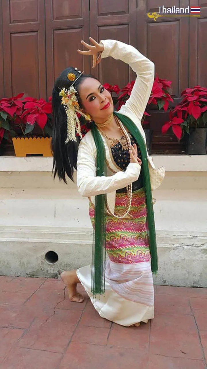 Burmese Dance on Thai Stage | THAILAND 🇹🇭