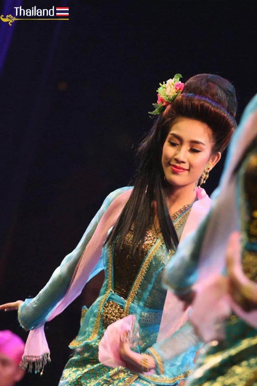 Burmese Dance on Thai Stage | THAILAND 🇹🇭
