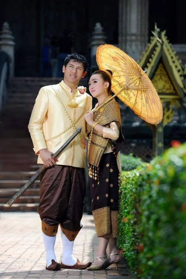 Laos national clothing. ชุดประจำชาติ สปป.ลาว