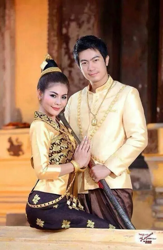 Laos national clothing. ชุดประจำชาติ สปป.ลาว