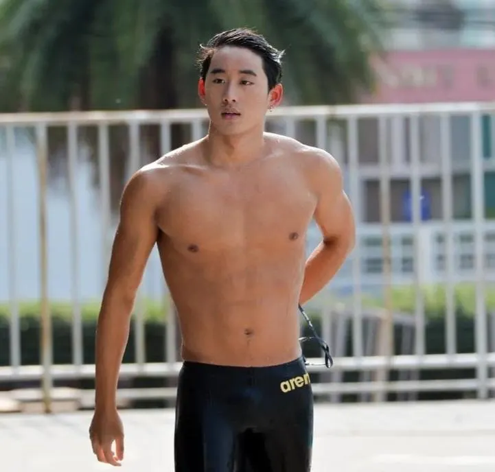 น้องเอสนักว่ายน้ำสุดหล่อทีมชาติไทย