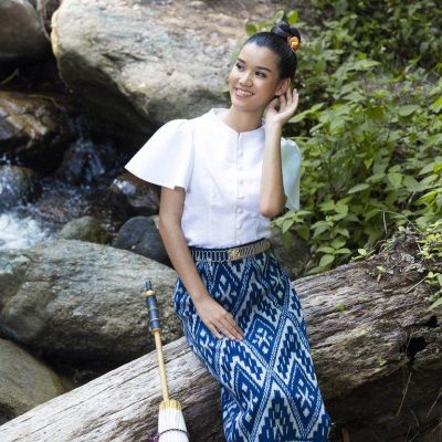 🇹🇭 THAILAND | Isan Traditional Dress  ชุดอีสาน ผ้าฝ้ายคราม 