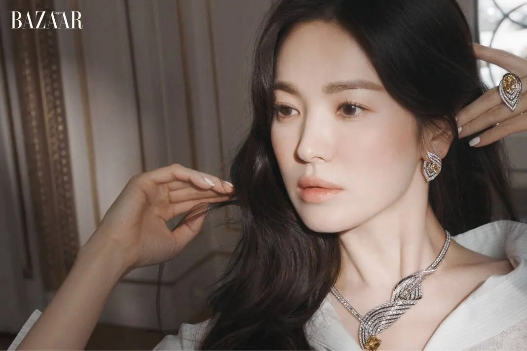 Song Hye Kyo @ Harper's BAZAAR HK July 2023