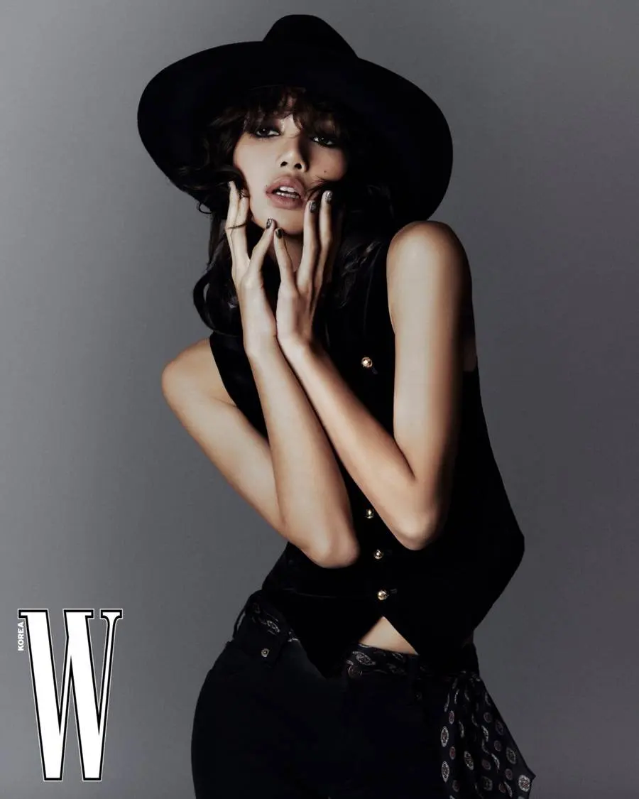 (BLACKPINK) LISA @ W Korea August 2023