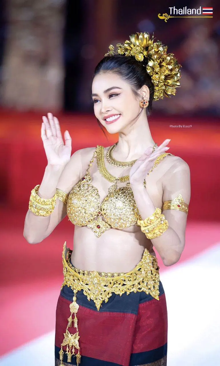 🇹🇭 THAILAND 2023 | Lanna Traditional Dance by Engfa Waraha: Miss Grand Thailand 2022