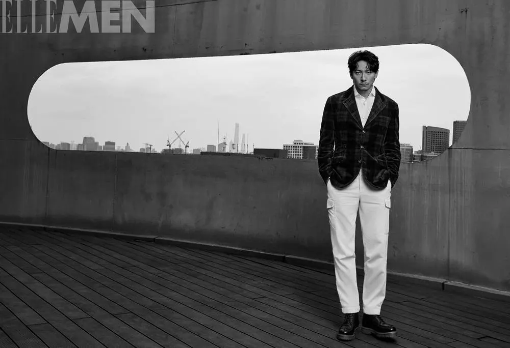 Zhang Zhen @ ELLEMEN China August 2023