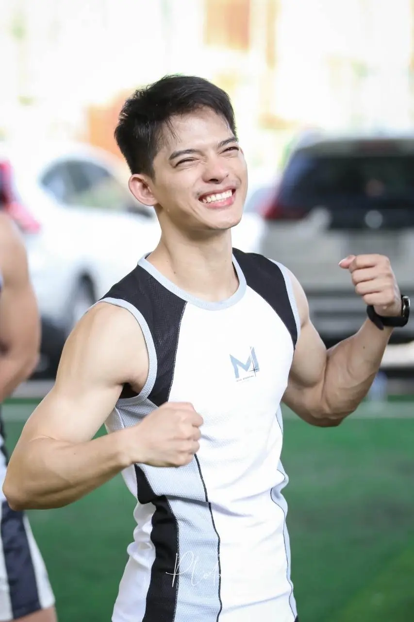 เตะบอลหล่อๆสไตล์หนุ่มๆ Mister International Thailand 2023