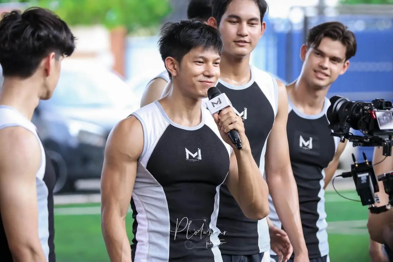 เตะบอลหล่อๆสไตล์หนุ่มๆ Mister International Thailand 2023