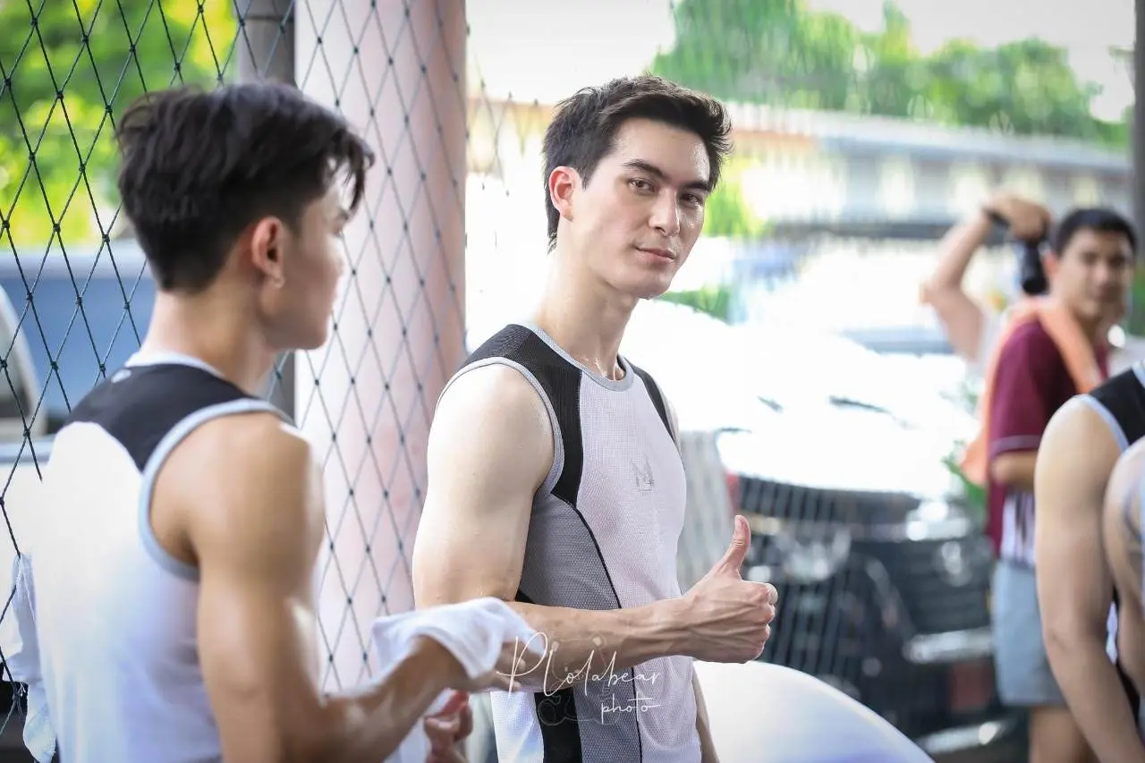 เตะบอลหล่อๆสไตล์หนุ่มๆ Mister International Thailand 2023