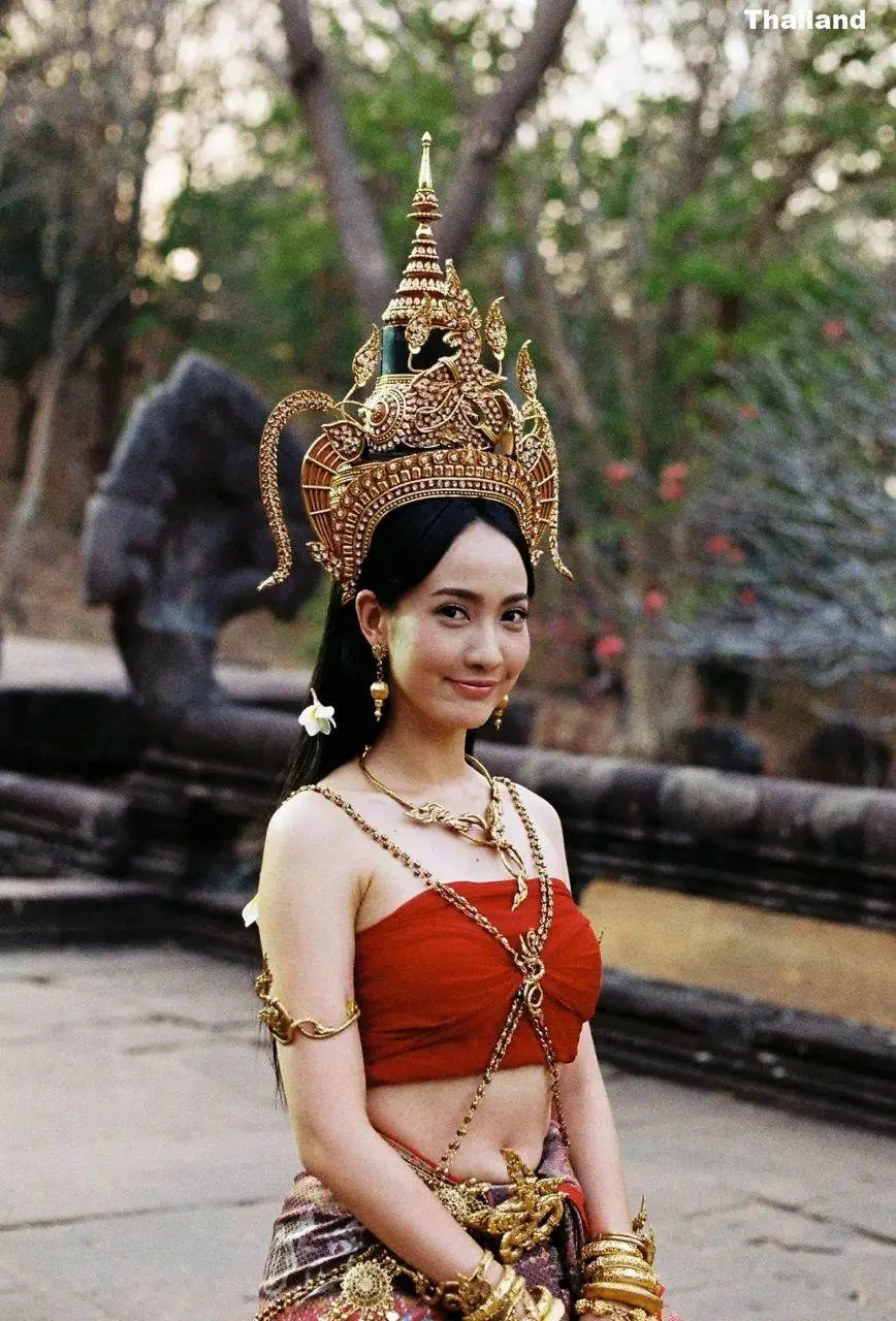 Taew Natapohn in Thai Apsara Costume 🇹🇭