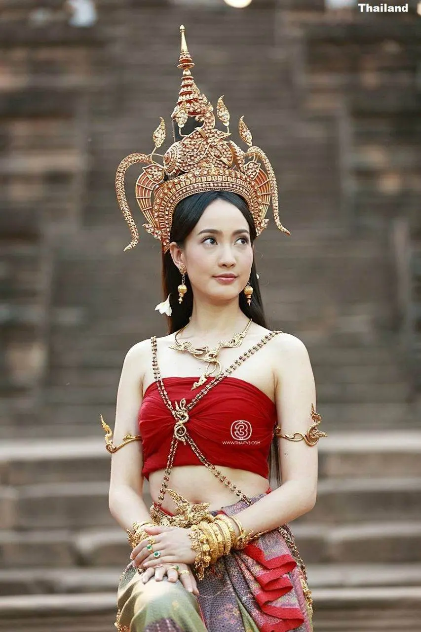 Taew Natapohn in Thai Apsara Costume 🇹🇭