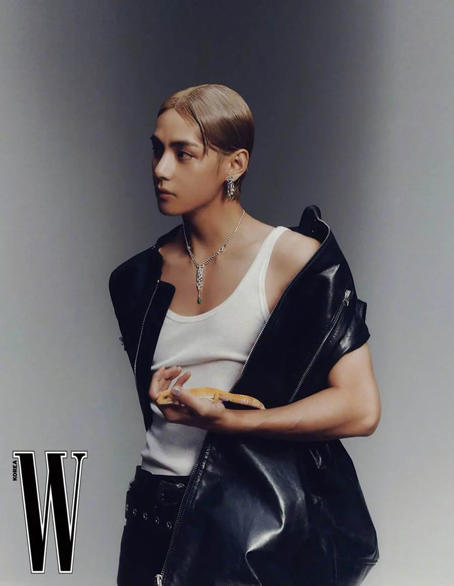 (BTS) V @ W Korea September 2023