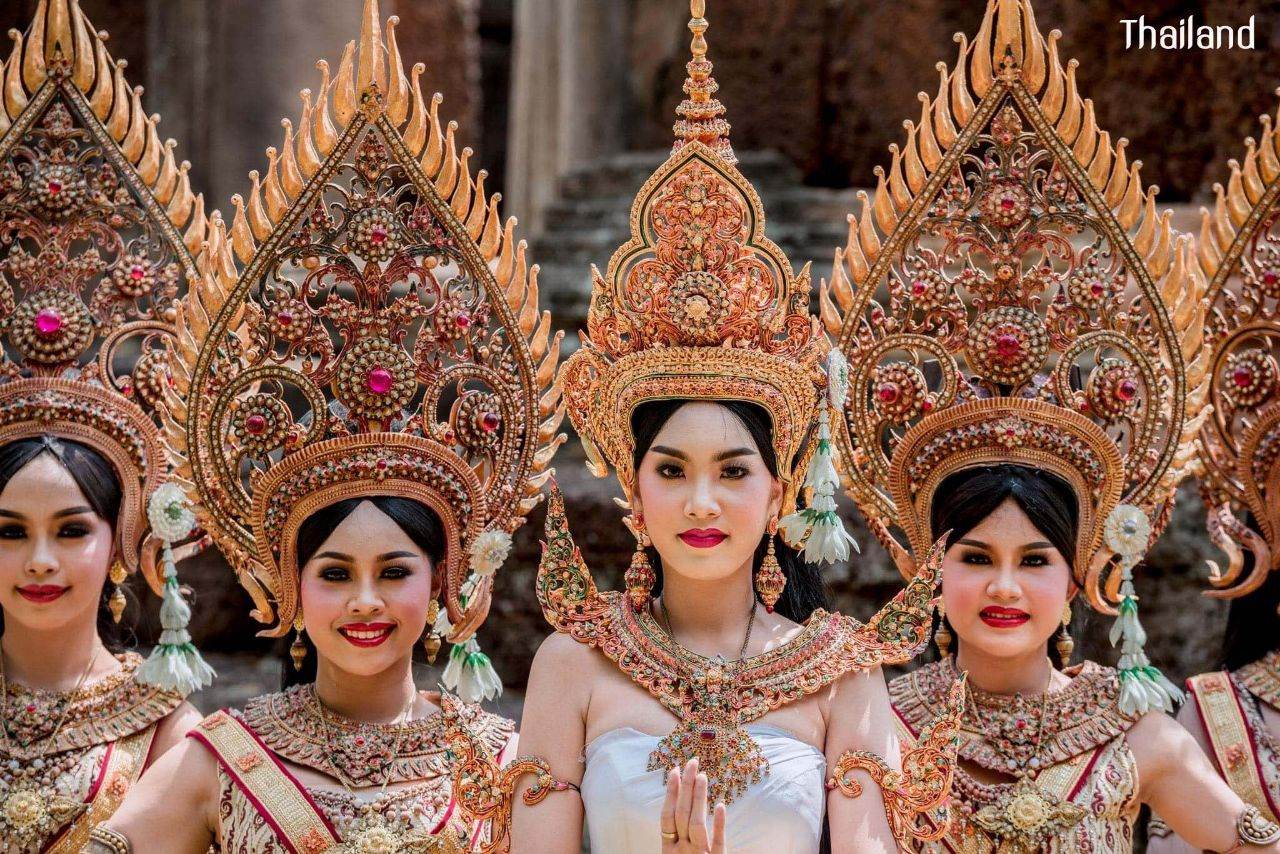 Thai Apsara Dancers 🇹🇭