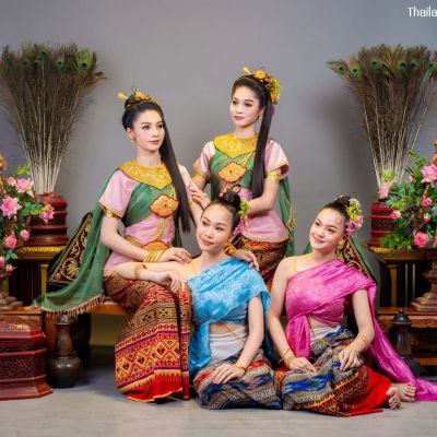 Thai Dance: Phuean Phaeng Taeng Tua 🇹🇭